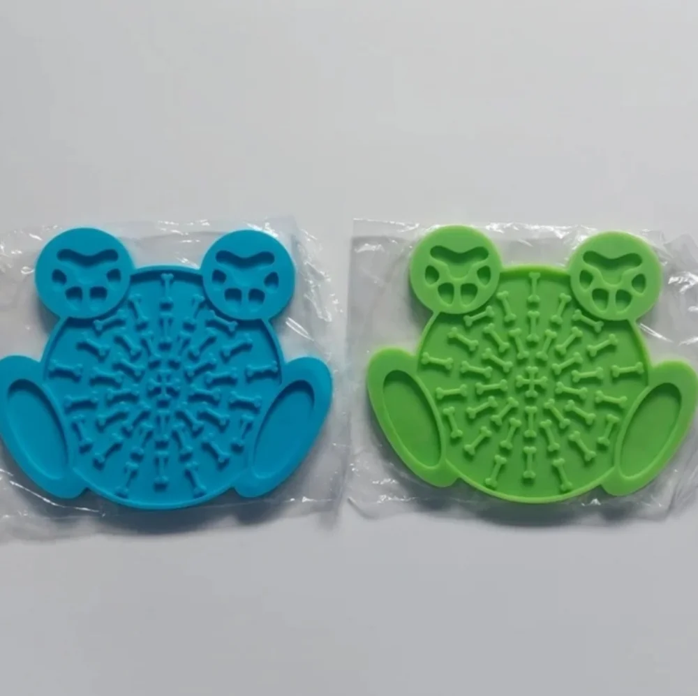 Dog Lick mat Fort anxiety Dog Lick pad feeder set two Green‎ blue
